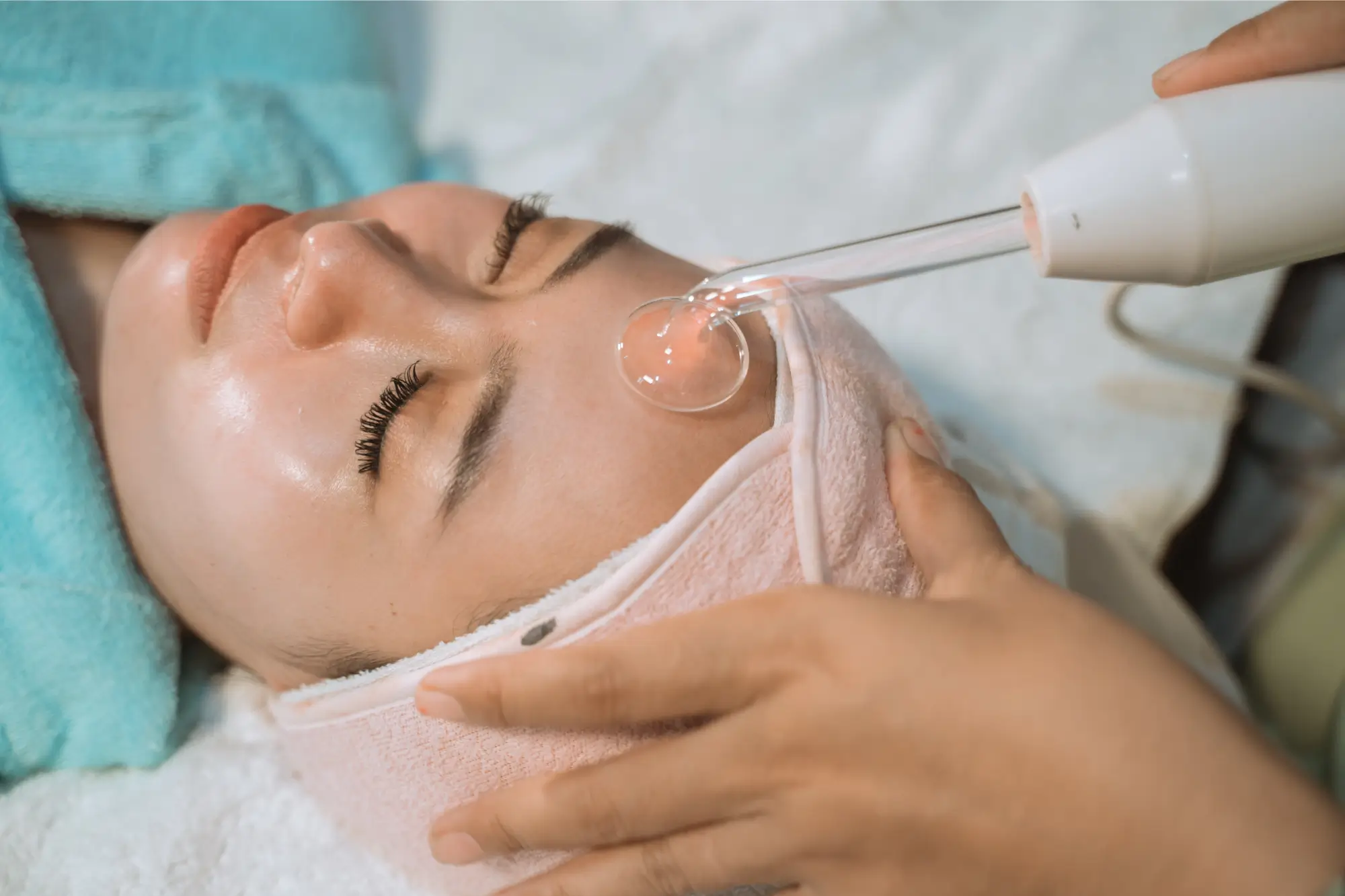 The Benefits of Customized Facials: Why Personalized Care Matters